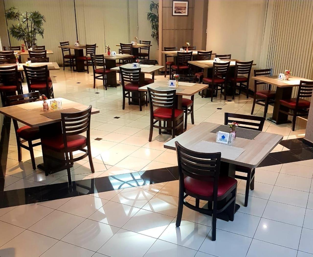Hotel Cristal Rio Claro Exterior photo